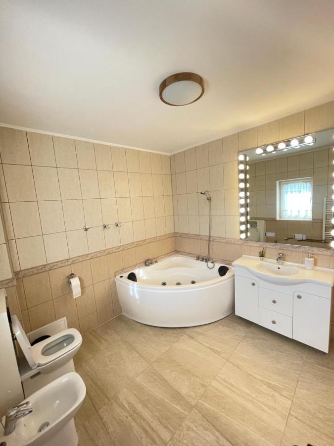 Apartment Biolocalia House Oltenia Balotesti